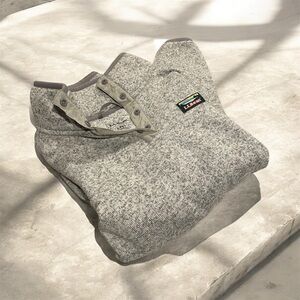 L.L. Bean Women's Gray 1990s classic pullover Large P